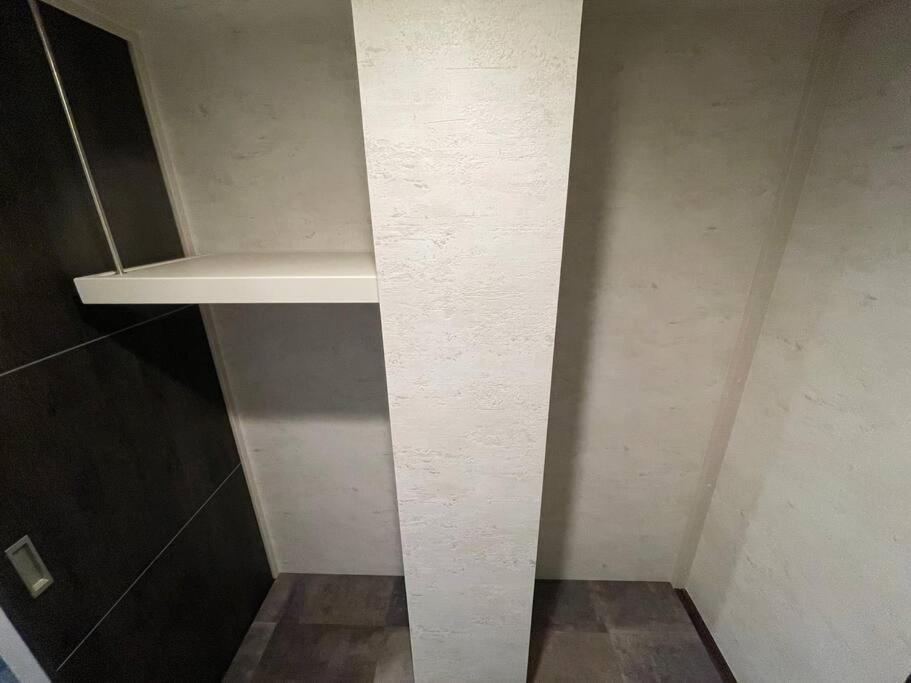 Wolf Pack Apartment 33 Осака Екстериор снимка
