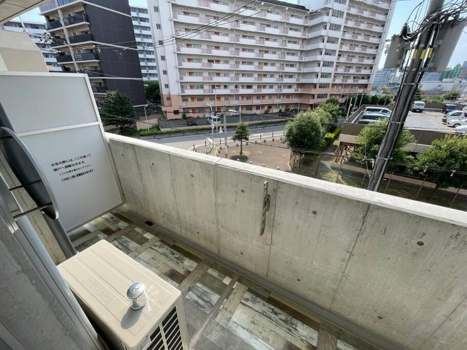 Wolf Pack Apartment 33 Осака Екстериор снимка